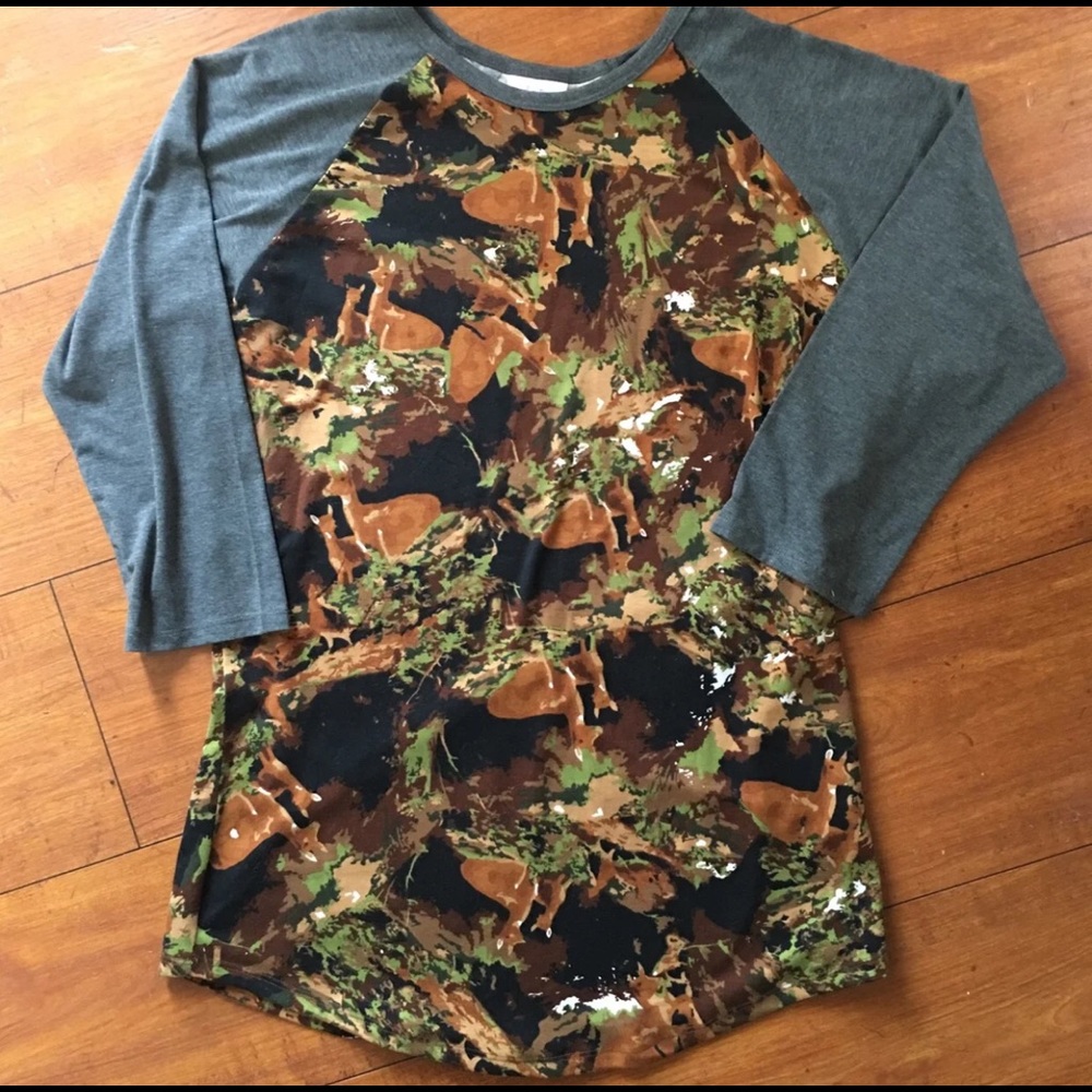 Lularoe Randy Camo Print - RARE UNICORN - Picture 2 of 4